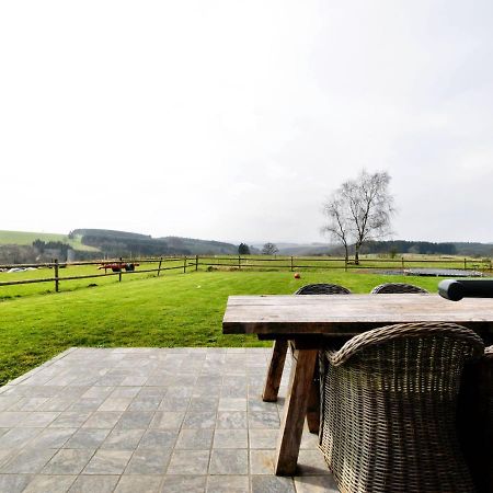 Tranquil Holiday Home In Mont With Bubble Bath Esterno foto