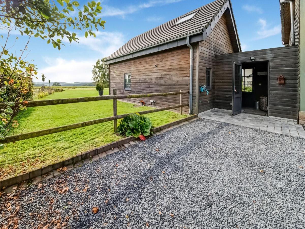 Tranquil Holiday Home In Mont With Bubble Bath Esterno foto