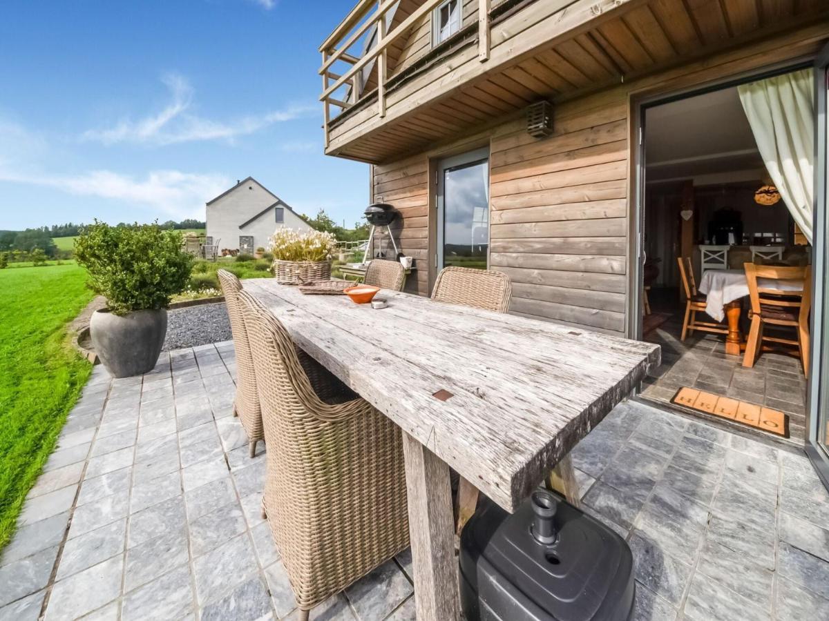 Tranquil Holiday Home In Mont With Bubble Bath Esterno foto