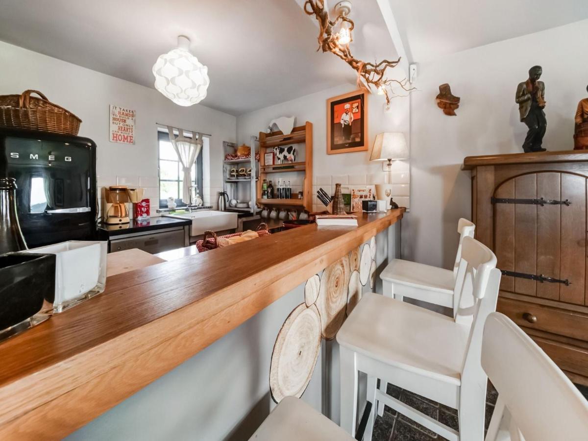 Tranquil Holiday Home In Mont With Bubble Bath Esterno foto