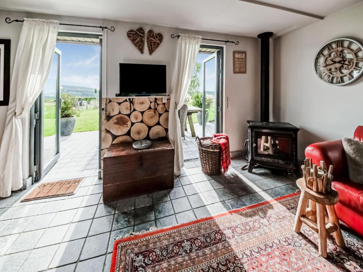 Tranquil Holiday Home In Mont With Bubble Bath Esterno foto