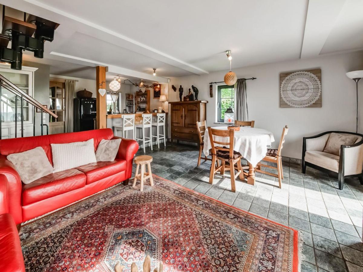 Tranquil Holiday Home In Mont With Bubble Bath Esterno foto