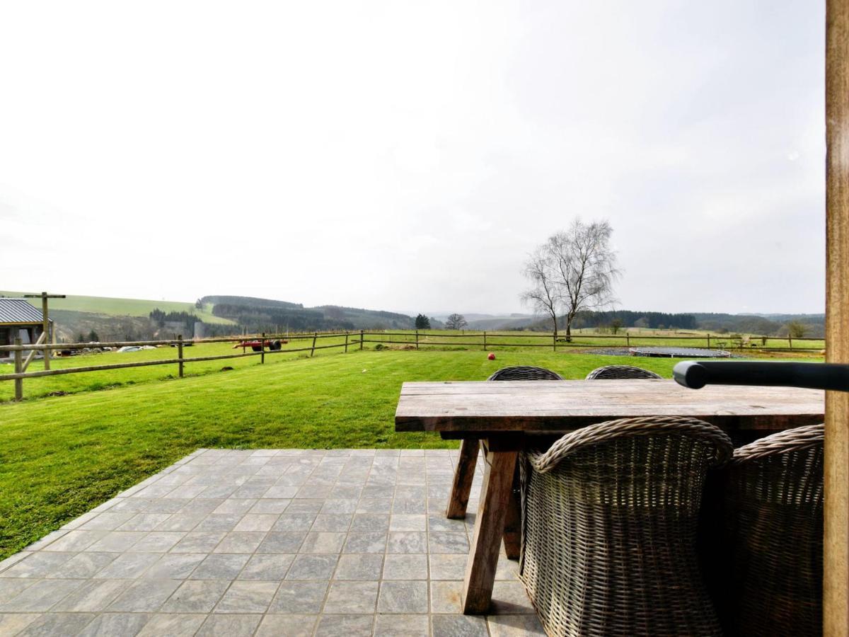 Tranquil Holiday Home In Mont With Bubble Bath Esterno foto